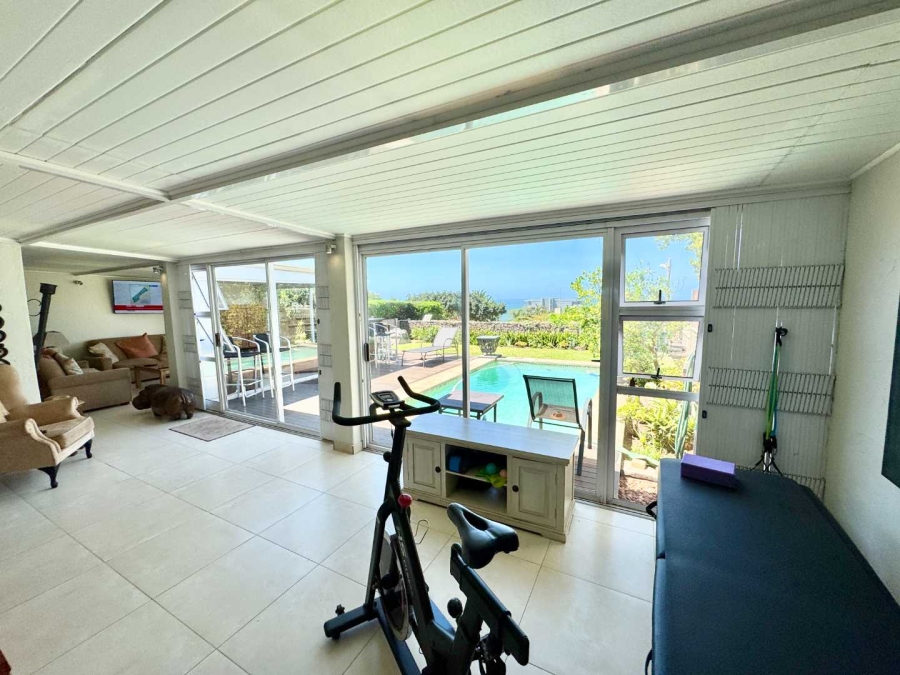 To Let 4 Bedroom Property for Rent in Umhlanga KwaZulu-Natal