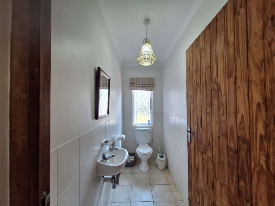 To Let 1 Bedroom Property for Rent in Waterfall KwaZulu-Natal