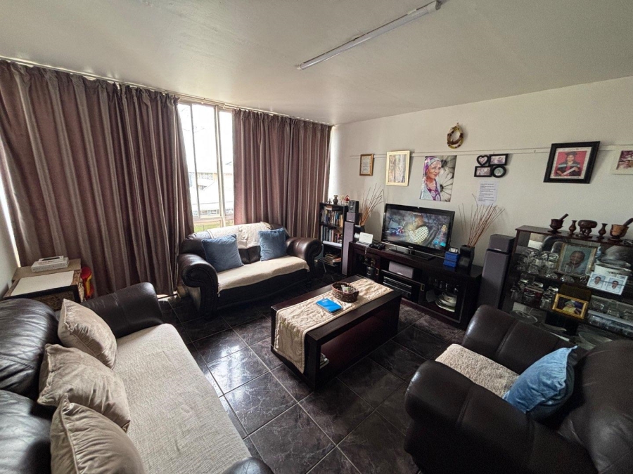 2 Bedroom Property for Sale in Pinetown KwaZulu-Natal