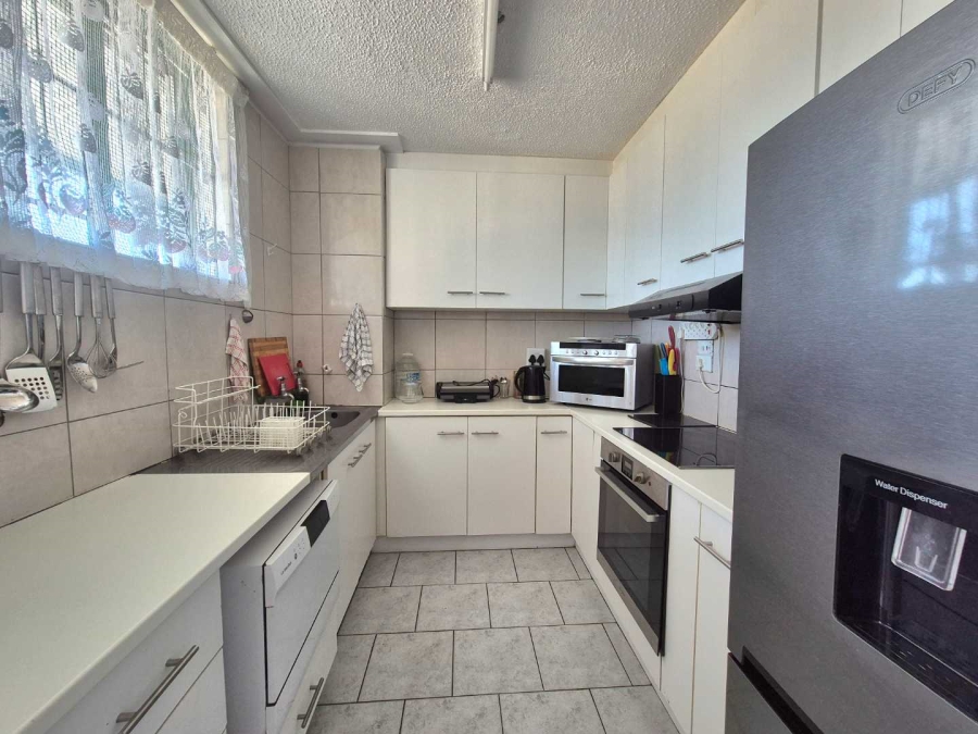 2 Bedroom Property for Sale in Amanzimtoti KwaZulu-Natal