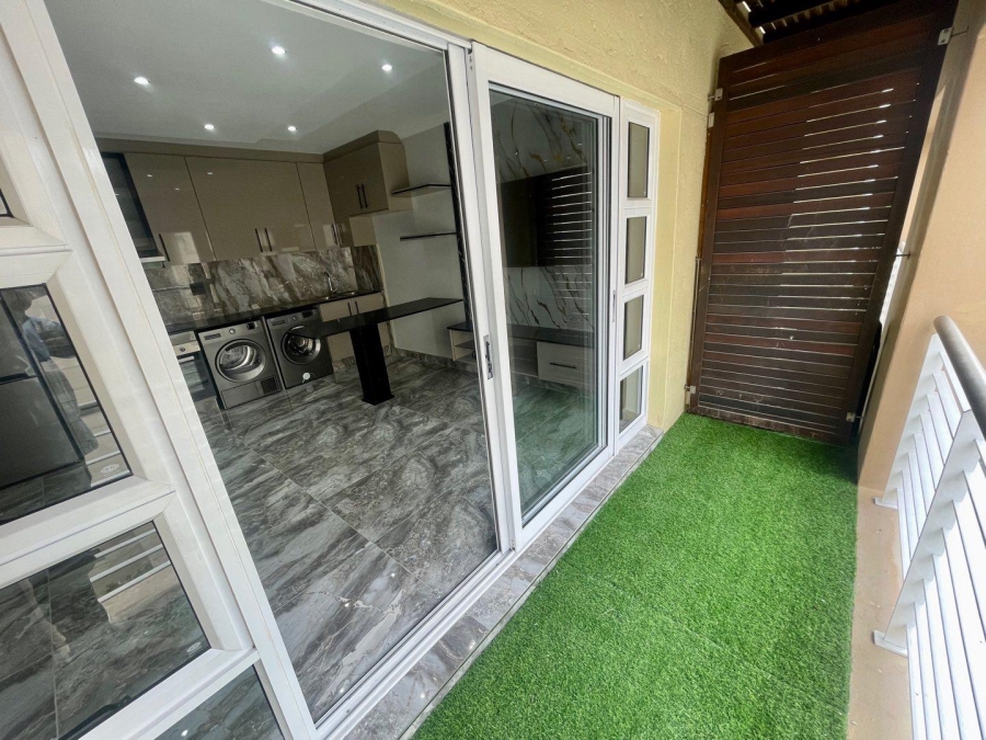 To Let 1 Bedroom Property for Rent in Umhlanga Ridge KwaZulu-Natal