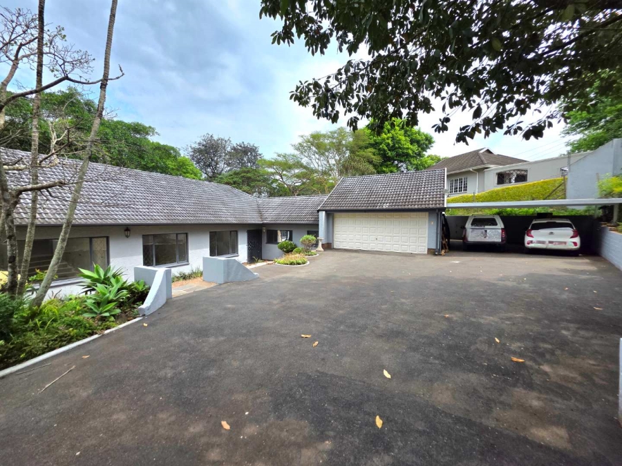 To Let 4 Bedroom Property for Rent in Gillitts KwaZulu-Natal