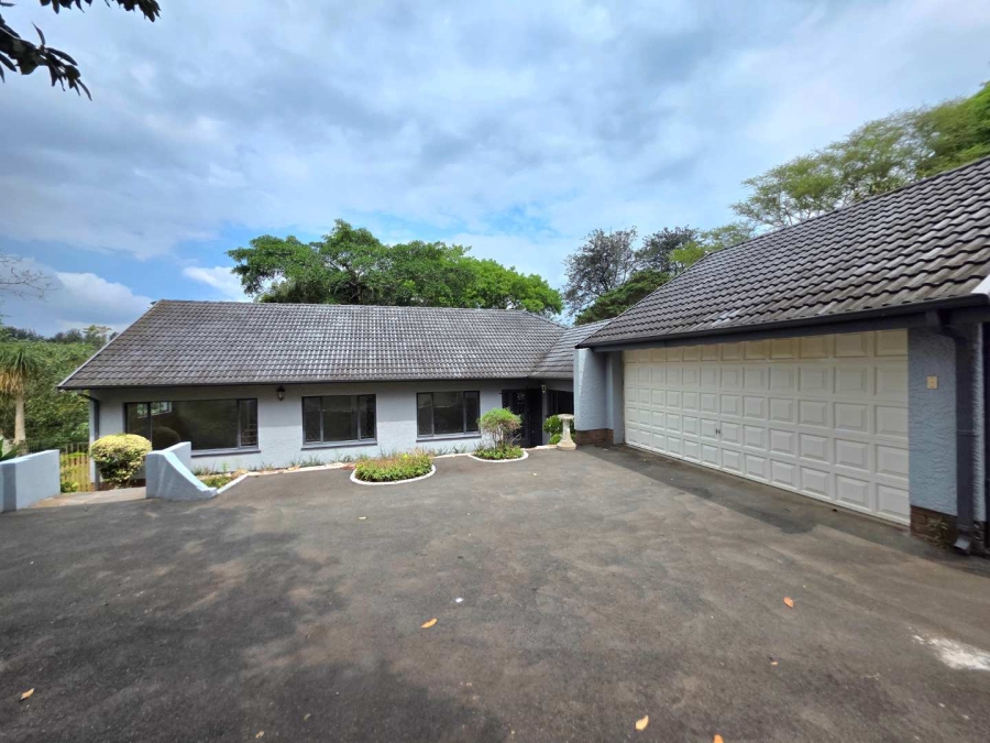 To Let 4 Bedroom Property for Rent in Gillitts KwaZulu-Natal