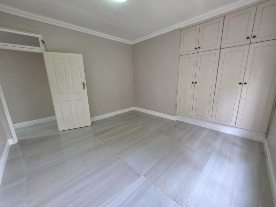 To Let 4 Bedroom Property for Rent in Gillitts KwaZulu-Natal