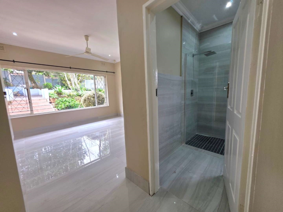 To Let 4 Bedroom Property for Rent in Gillitts KwaZulu-Natal