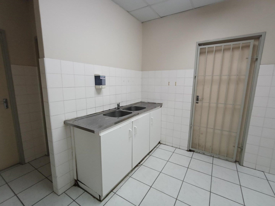 To Let commercial Property for Rent in Westmead KwaZulu-Natal