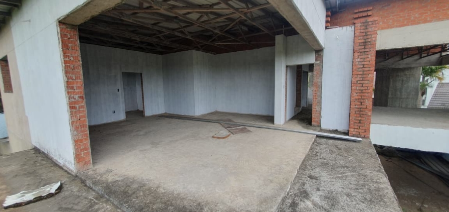 4 Bedroom Property for Sale in Meer En See KwaZulu-Natal