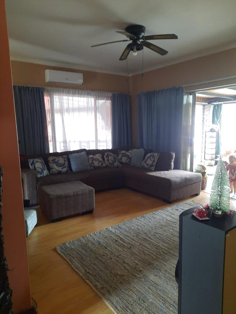 3 Bedroom Property for Sale in Meer En See KwaZulu-Natal