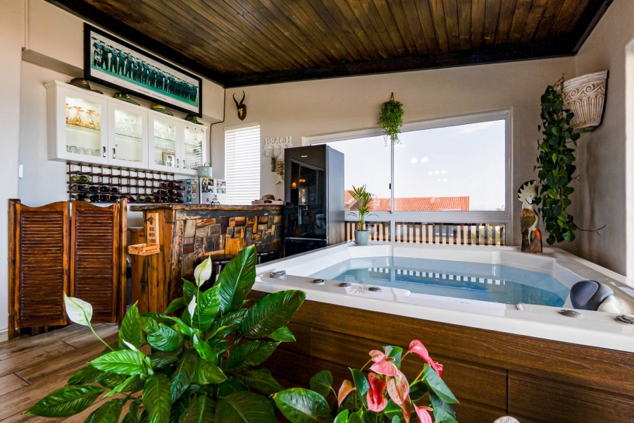 3 Bedroom Property for Sale in Amanzimtoti KwaZulu-Natal