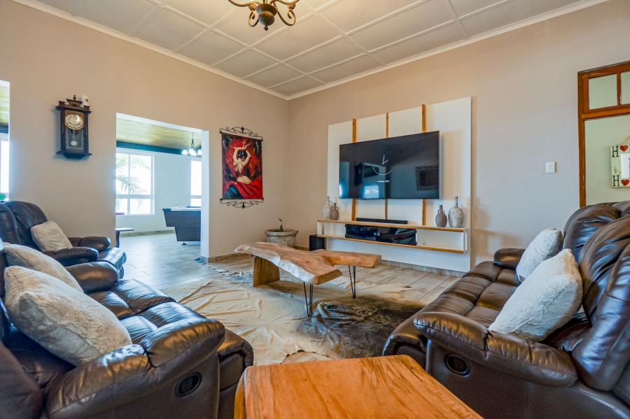 3 Bedroom Property for Sale in Amanzimtoti KwaZulu-Natal
