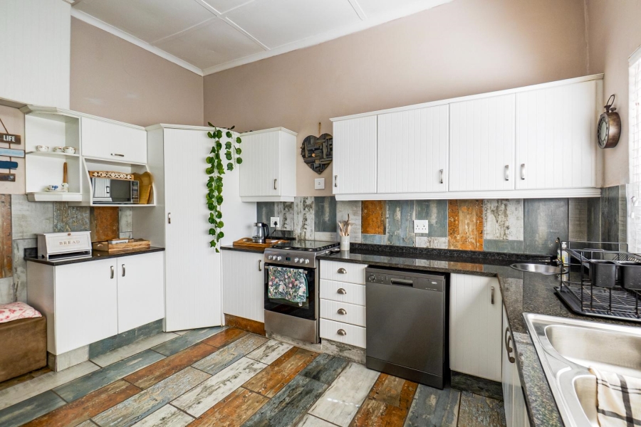 3 Bedroom Property for Sale in Amanzimtoti KwaZulu-Natal