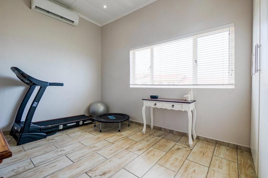 3 Bedroom Property for Sale in Amanzimtoti KwaZulu-Natal