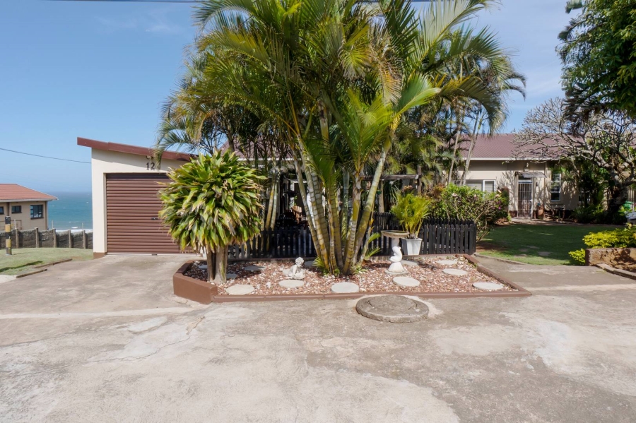 3 Bedroom Property for Sale in Amanzimtoti KwaZulu-Natal