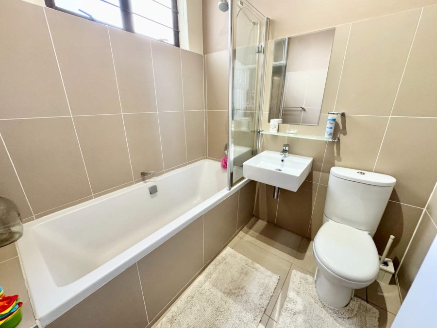 To Let 3 Bedroom Property for Rent in Umhlanga KwaZulu-Natal