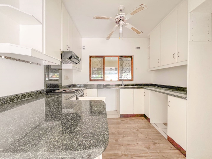 2 Bedroom Property for Sale in Umhlanga KwaZulu-Natal