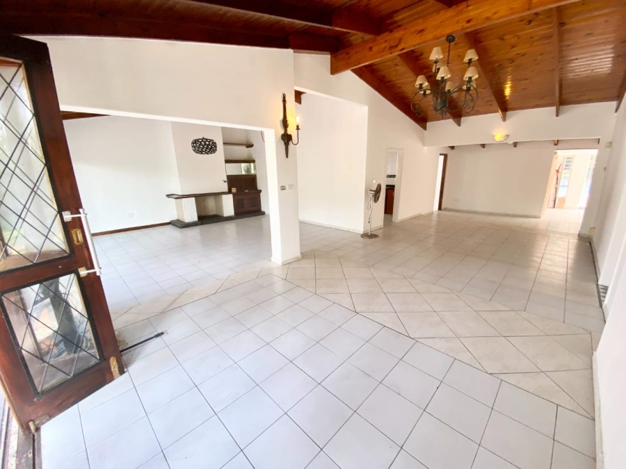 To Let 4 Bedroom Property for Rent in Umhlanga KwaZulu-Natal