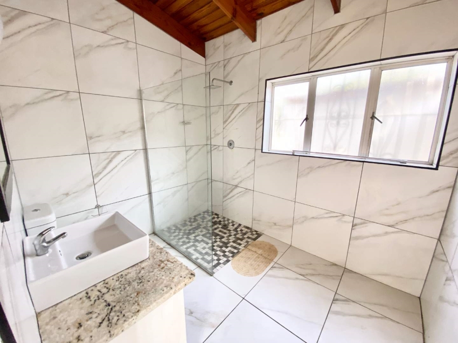 To Let 4 Bedroom Property for Rent in Umhlanga KwaZulu-Natal