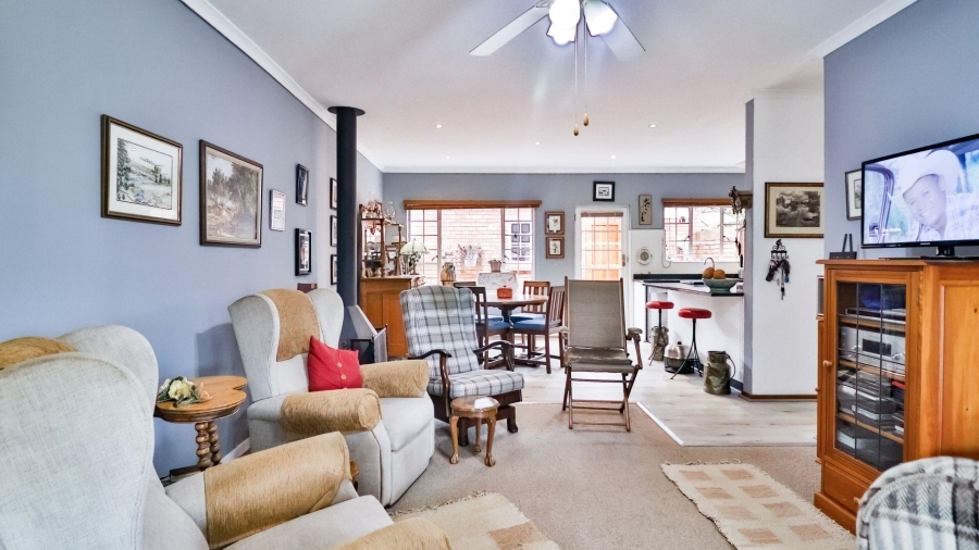 3 Bedroom Property for Sale in Greendale KwaZulu-Natal
