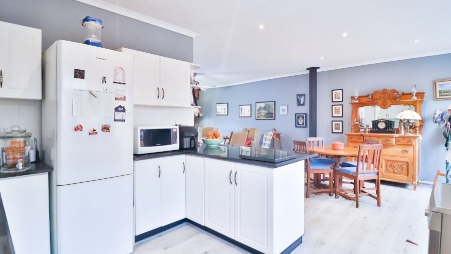 3 Bedroom Property for Sale in Greendale KwaZulu-Natal