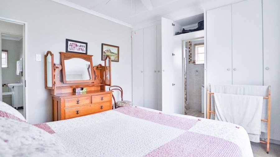 3 Bedroom Property for Sale in Greendale KwaZulu-Natal