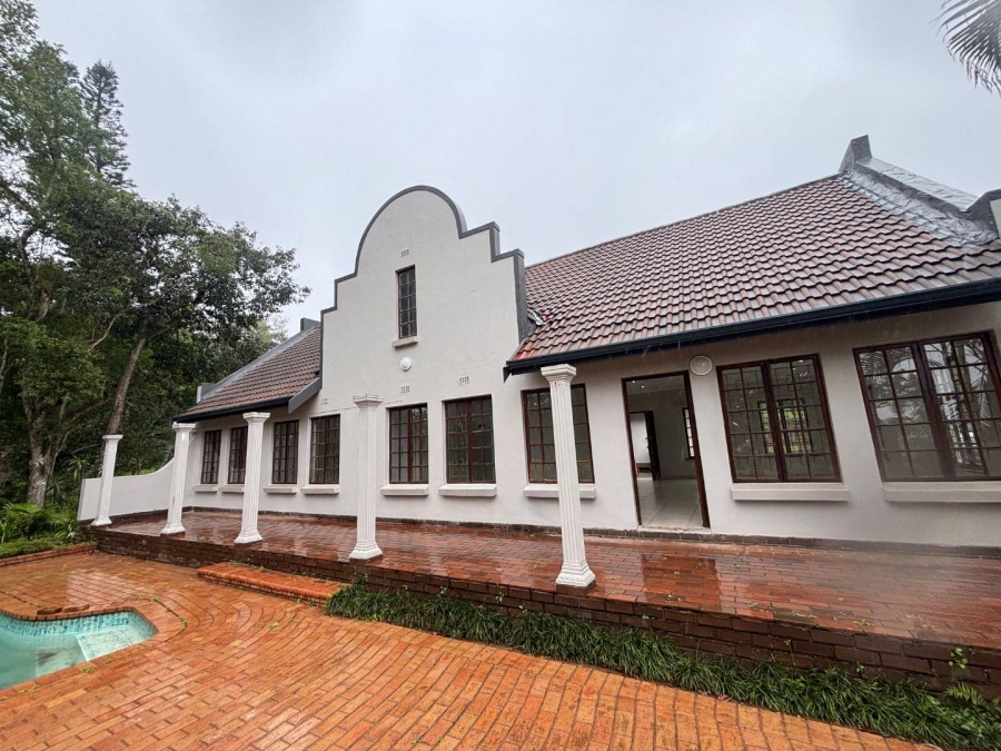 To Let 3 Bedroom Property for Rent in Kloof KwaZulu-Natal