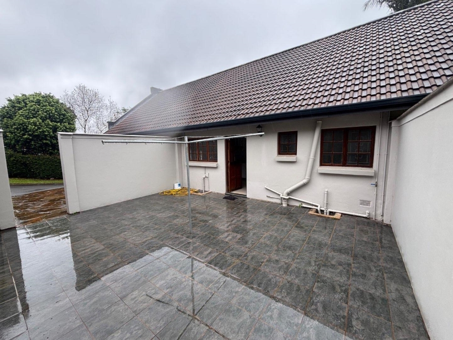 To Let 3 Bedroom Property for Rent in Kloof KwaZulu-Natal