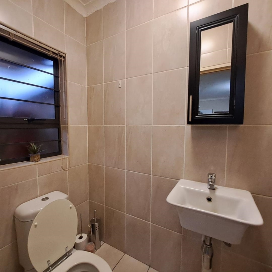 3 Bedroom Property for Sale in Meer En See KwaZulu-Natal
