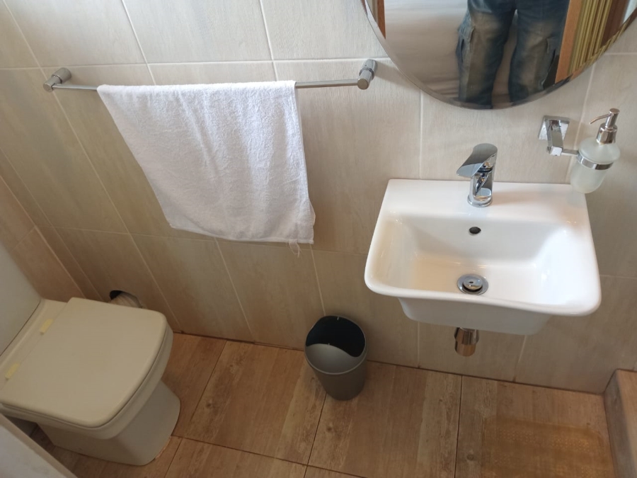 To Let 5 Bedroom Property for Rent in Nyala Park KwaZulu-Natal