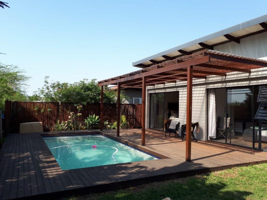 To Let 4 Bedroom Property for Rent in Palm Lakes Estate KwaZulu-Natal