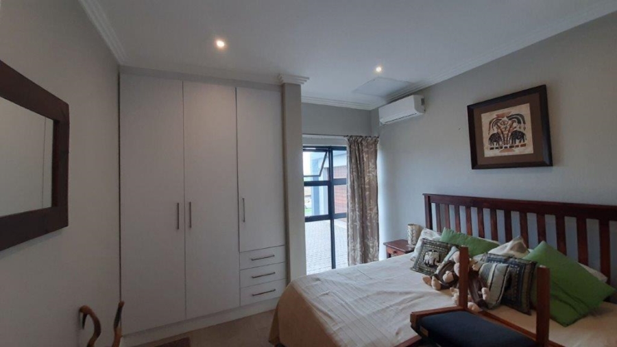 To Let 4 Bedroom Property for Rent in Palm Lakes Estate KwaZulu-Natal