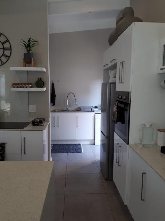 To Let 4 Bedroom Property for Rent in Palm Lakes Estate KwaZulu-Natal