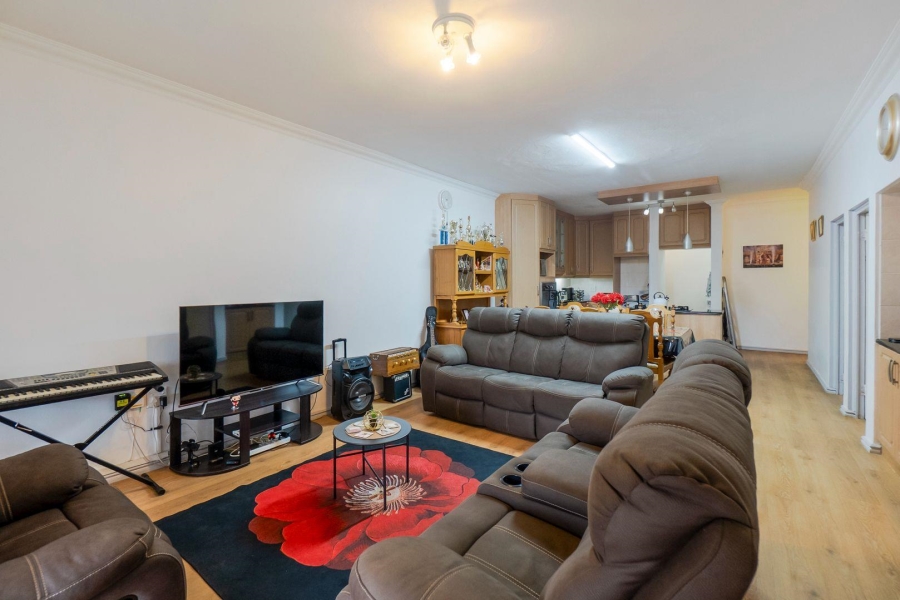 3 Bedroom Property for Sale in Amanzimtoti KwaZulu-Natal