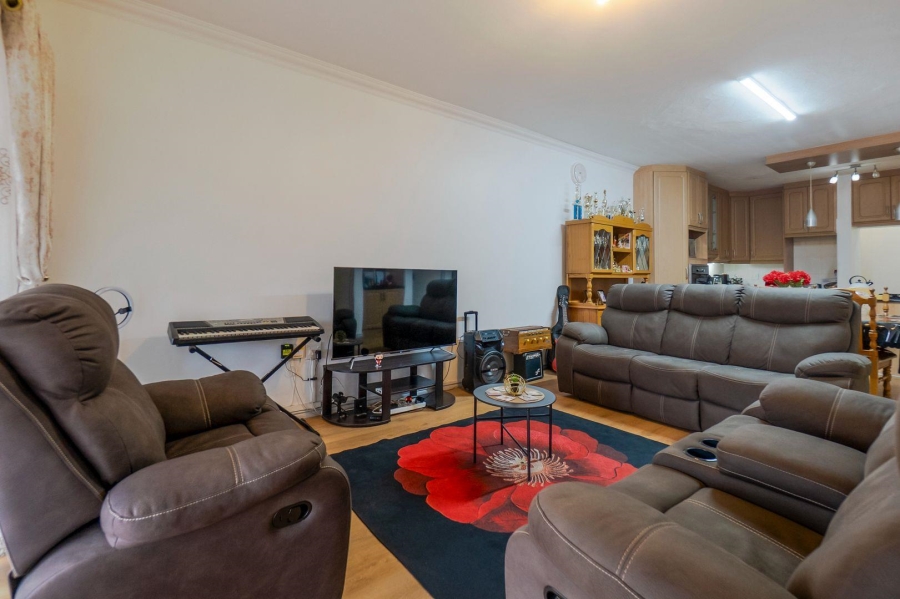 3 Bedroom Property for Sale in Amanzimtoti KwaZulu-Natal