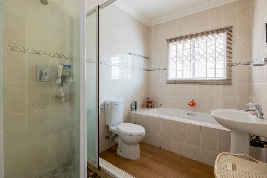 3 Bedroom Property for Sale in Amanzimtoti KwaZulu-Natal