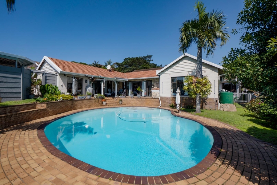 9 Bedroom Property for Sale in Athlone Park KwaZulu-Natal