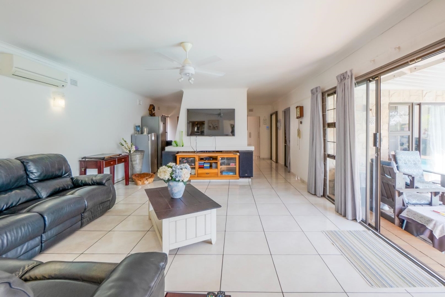 9 Bedroom Property for Sale in Athlone Park KwaZulu-Natal