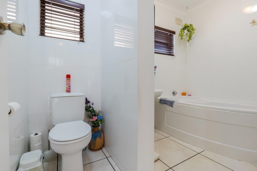 9 Bedroom Property for Sale in Athlone Park KwaZulu-Natal