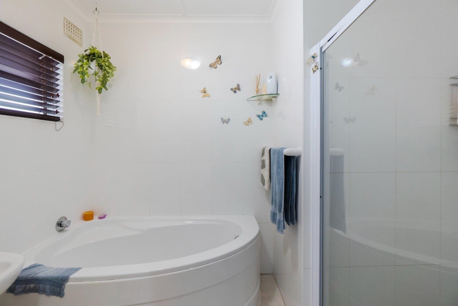 9 Bedroom Property for Sale in Athlone Park KwaZulu-Natal