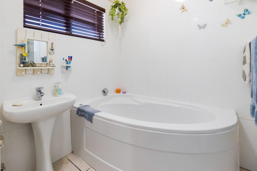 9 Bedroom Property for Sale in Athlone Park KwaZulu-Natal