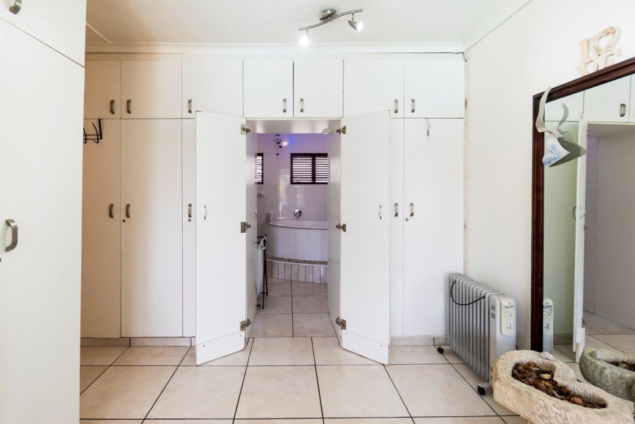 9 Bedroom Property for Sale in Athlone Park KwaZulu-Natal