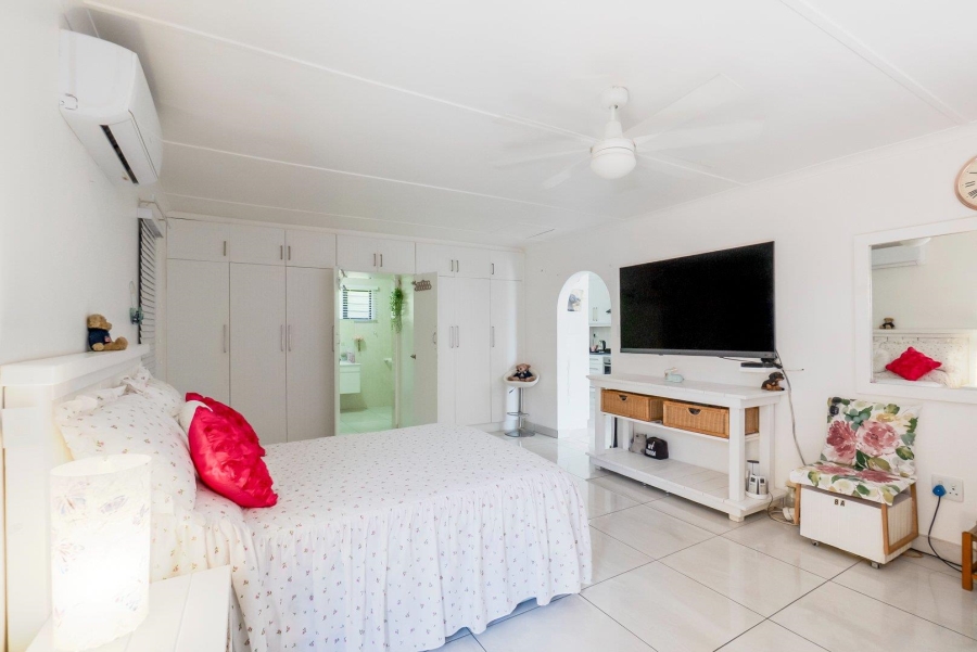 9 Bedroom Property for Sale in Athlone Park KwaZulu-Natal