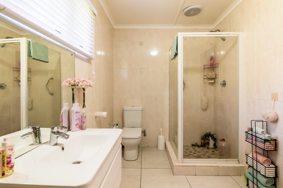 9 Bedroom Property for Sale in Athlone Park KwaZulu-Natal