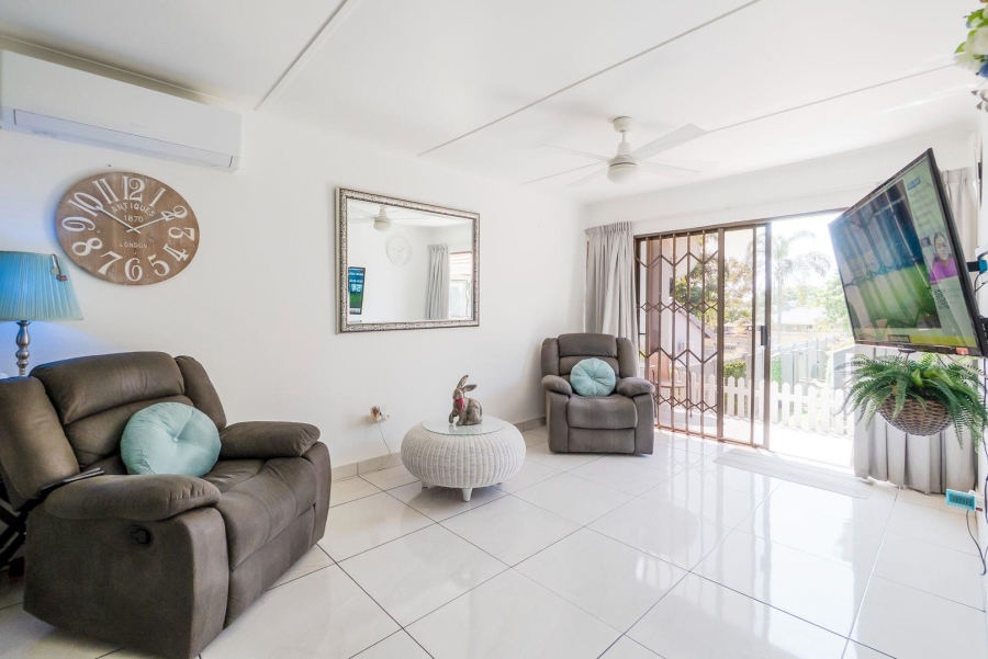 9 Bedroom Property for Sale in Athlone Park KwaZulu-Natal