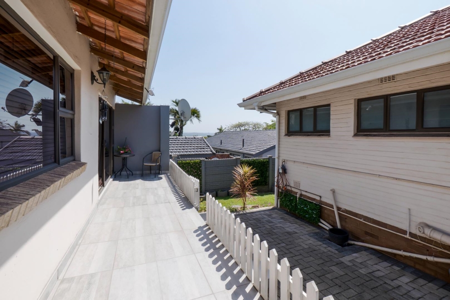9 Bedroom Property for Sale in Athlone Park KwaZulu-Natal