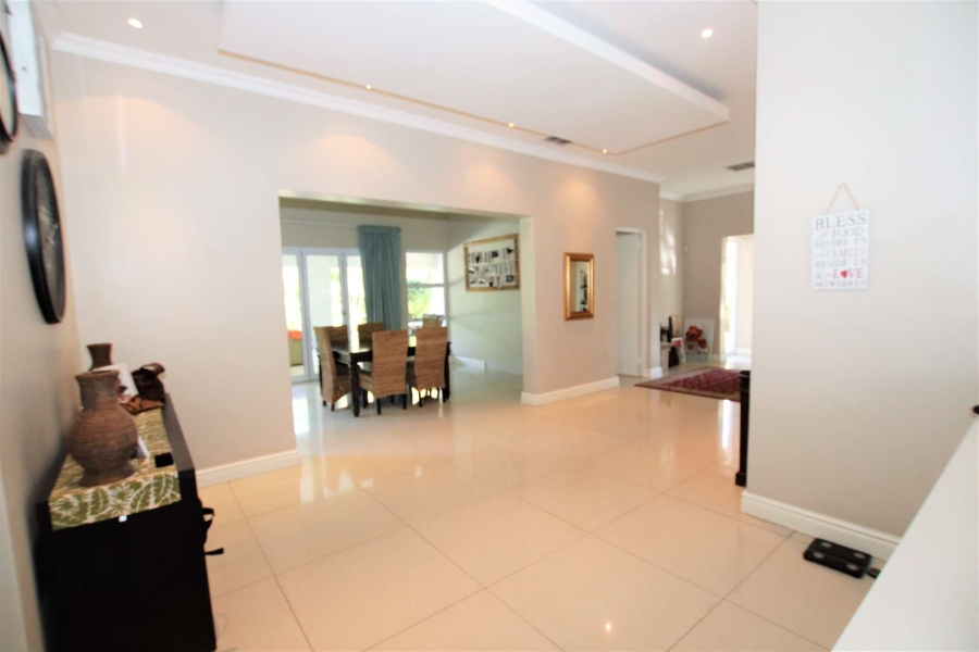 To Let 4 Bedroom Property for Rent in Umhlanga KwaZulu-Natal