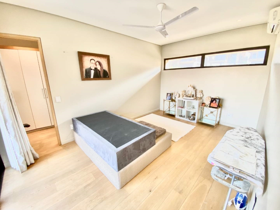 To Let 5 Bedroom Property for Rent in Izinga Park KwaZulu-Natal