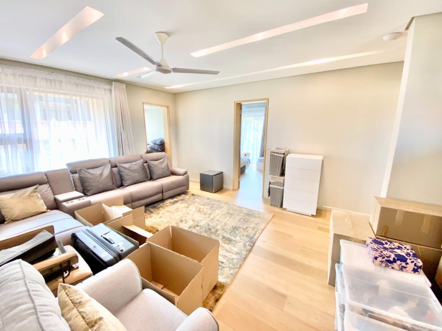 To Let 5 Bedroom Property for Rent in Izinga Park KwaZulu-Natal