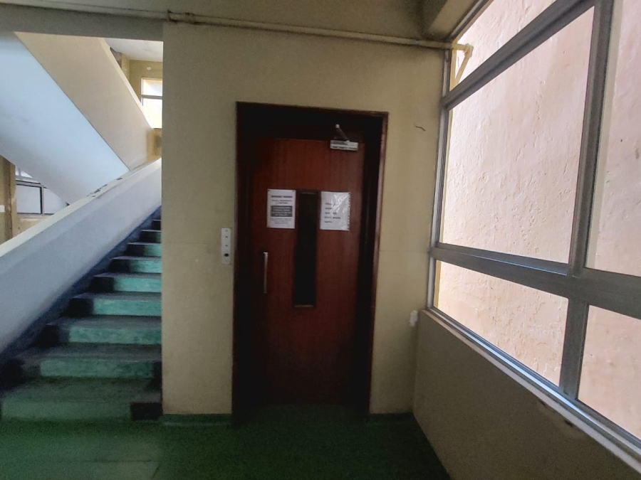 2 Bedroom Property for Sale in Durban Central KwaZulu-Natal