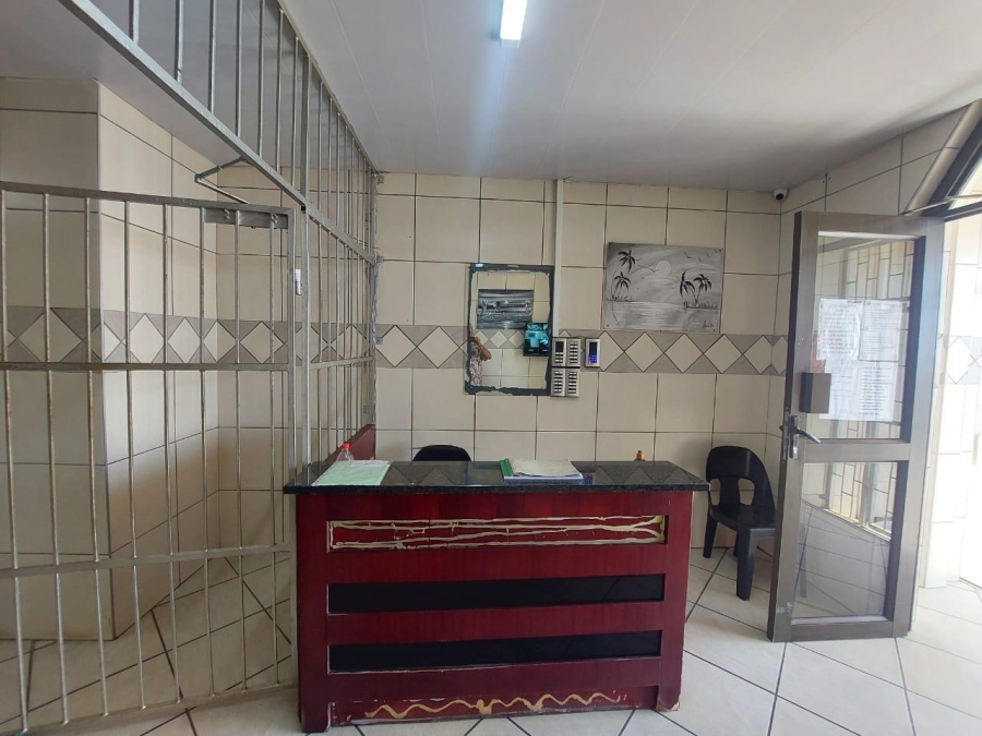 2 Bedroom Property for Sale in Durban Central KwaZulu-Natal
