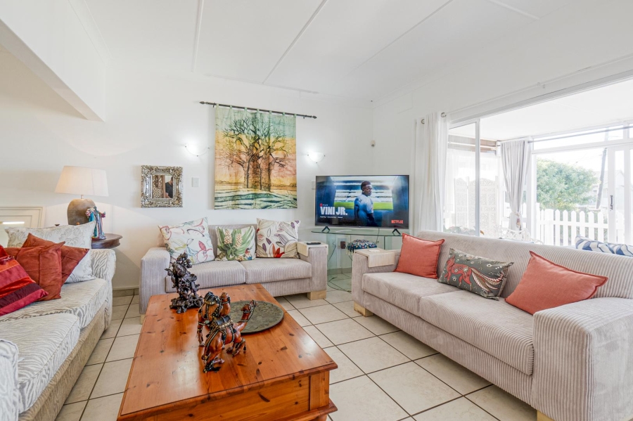 4 Bedroom Property for Sale in Amanzimtoti KwaZulu-Natal